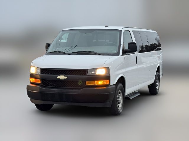 2022 Chevrolet Express LS