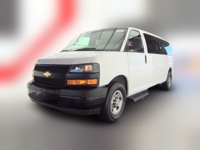 2022 Chevrolet Express LS