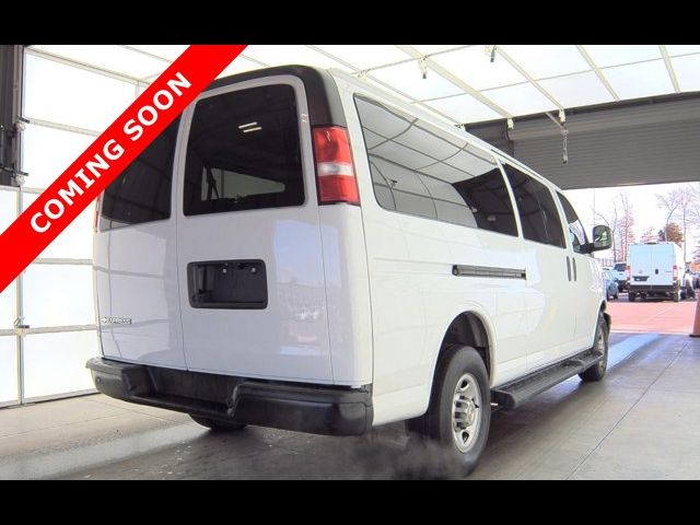 2022 Chevrolet Express LS