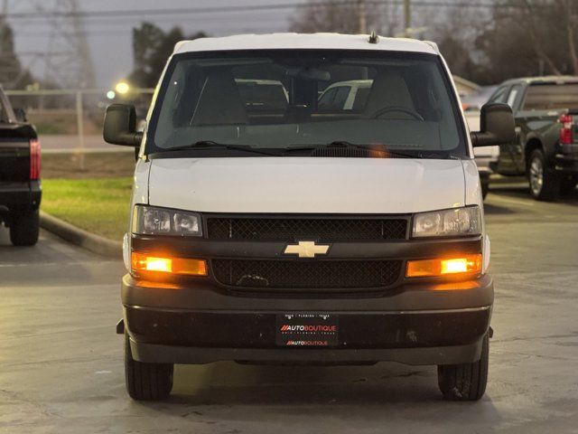 2022 Chevrolet Express LS