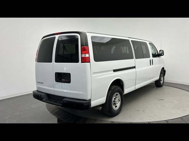 2022 Chevrolet Express LS