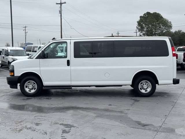 2022 Chevrolet Express LS