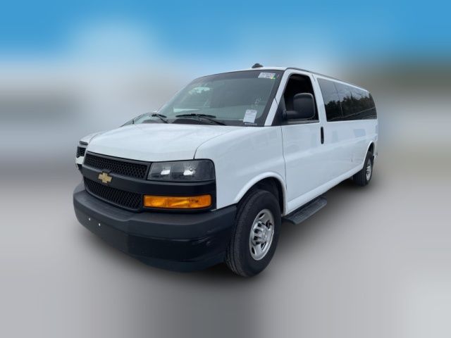 2022 Chevrolet Express LS