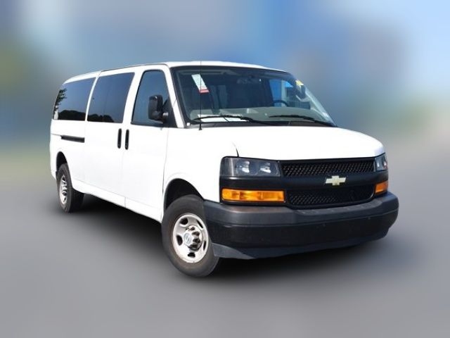 2022 Chevrolet Express LS