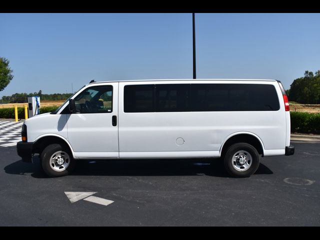 2022 Chevrolet Express LS