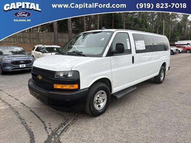 2022 Chevrolet Express LS