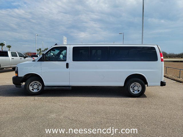 2022 Chevrolet Express LS