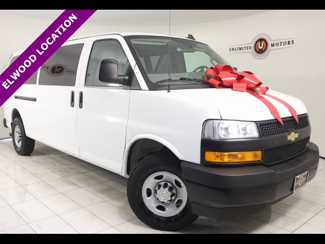 2022 Chevrolet Express LS