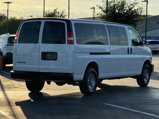 2022 Chevrolet Express LS