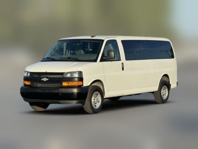 2022 Chevrolet Express LS