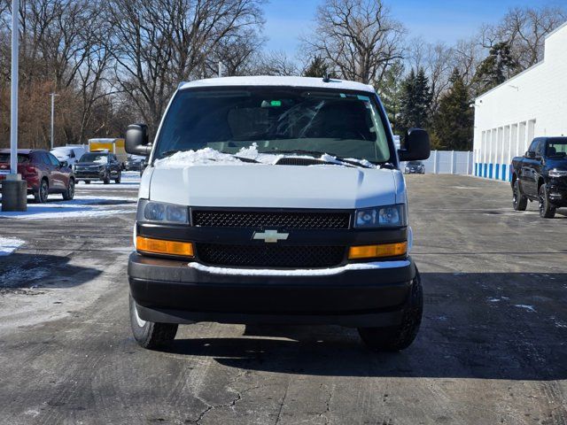 2022 Chevrolet Express LS