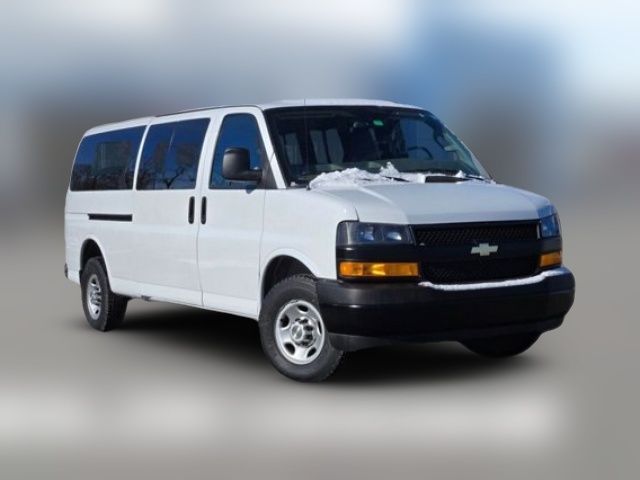 2022 Chevrolet Express LS