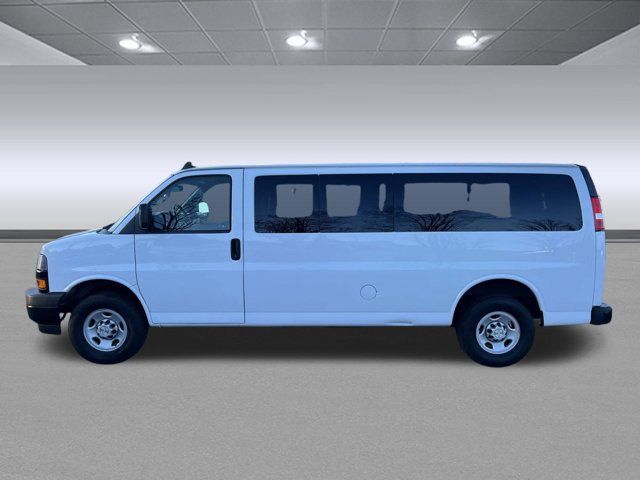 2022 Chevrolet Express LS