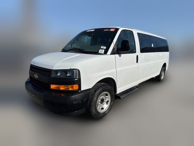 2022 Chevrolet Express LS