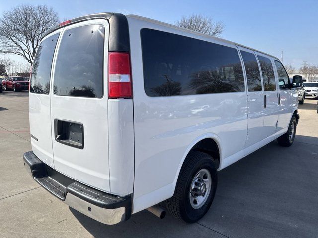 2022 Chevrolet Express LT