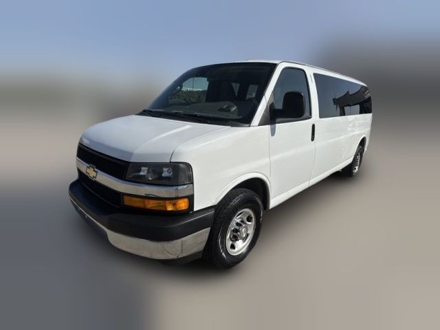 2022 Chevrolet Express LT