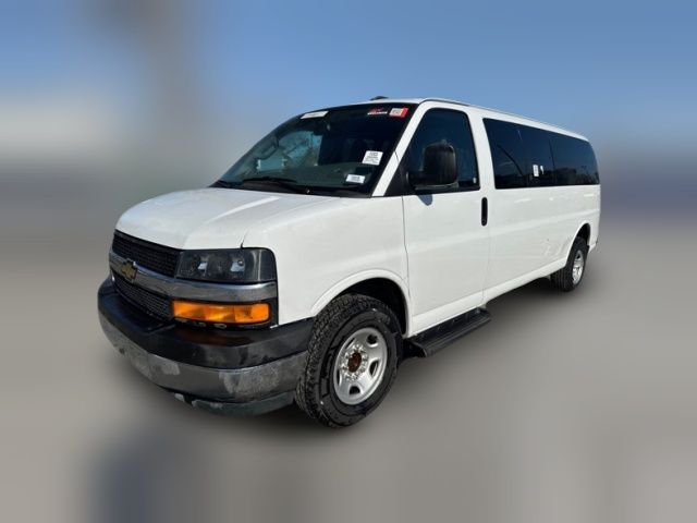 2022 Chevrolet Express LT