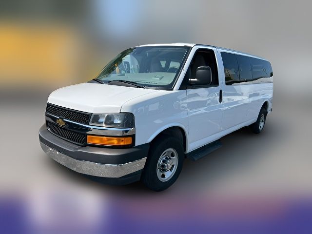 2022 Chevrolet Express LT