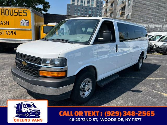 2022 Chevrolet Express LT