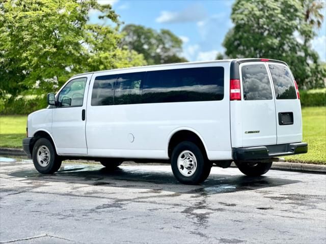 2022 Chevrolet Express LS