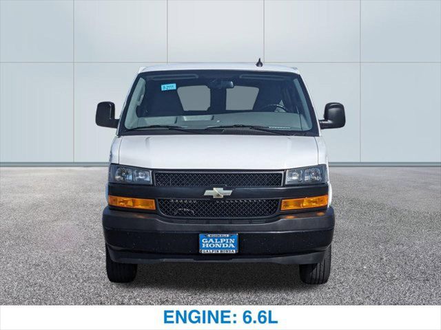 2022 Chevrolet Express LS