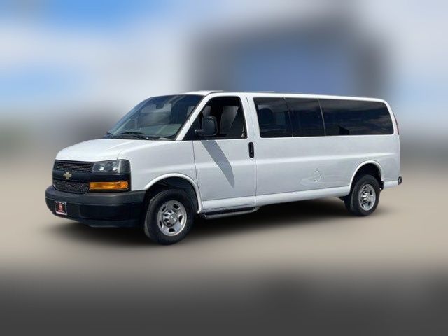 2022 Chevrolet Express LS
