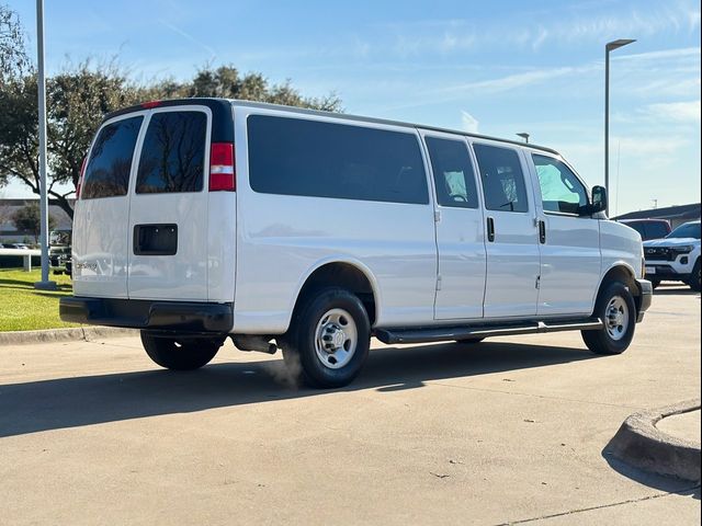 2022 Chevrolet Express LS