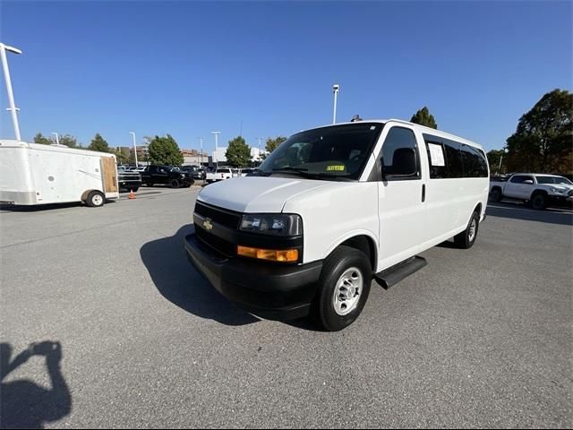 2022 Chevrolet Express LS