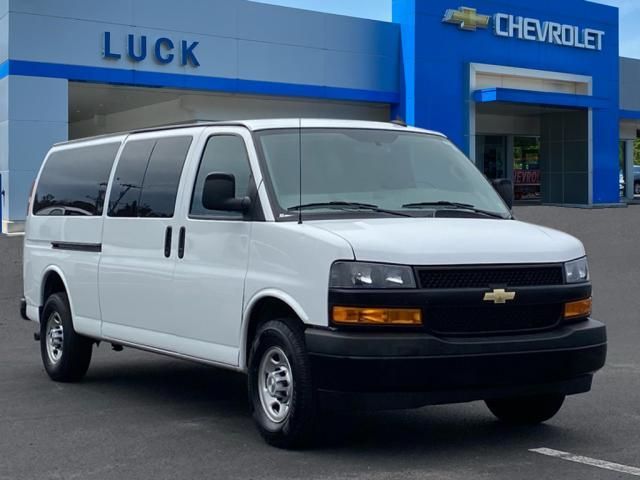 2022 Chevrolet Express LS