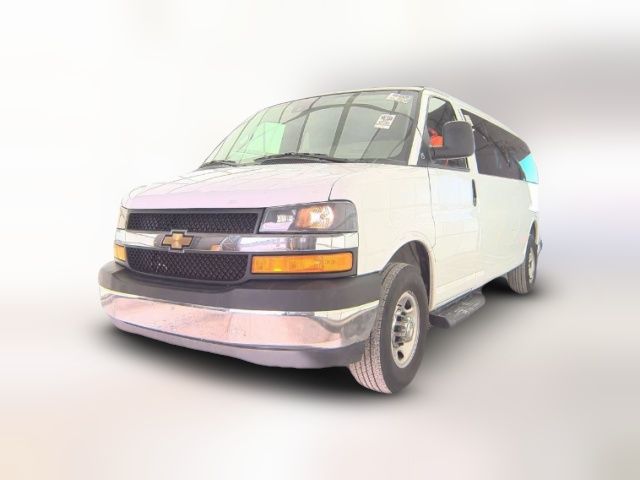 2022 Chevrolet Express LT