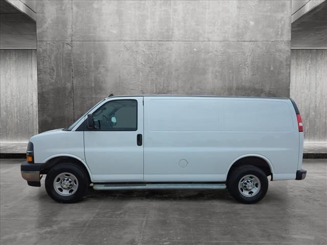 2022 Chevrolet Express Base