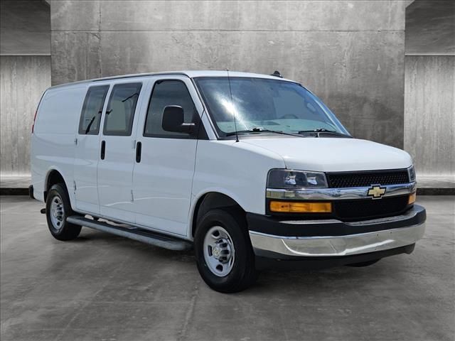 2022 Chevrolet Express Base