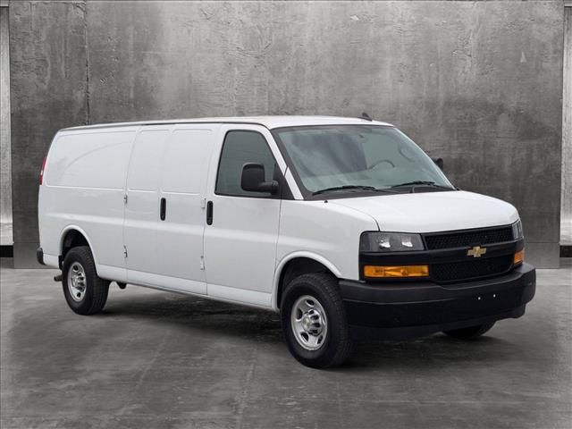 2022 Chevrolet Express Base