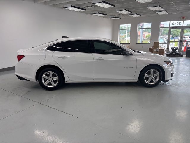 2022 Chevrolet Malibu LS