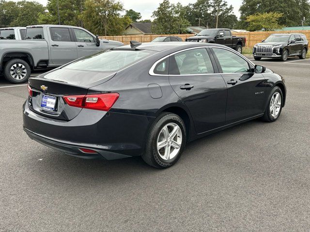 2022 Chevrolet Malibu LS