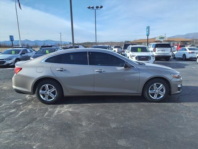 2022 Chevrolet Malibu LS