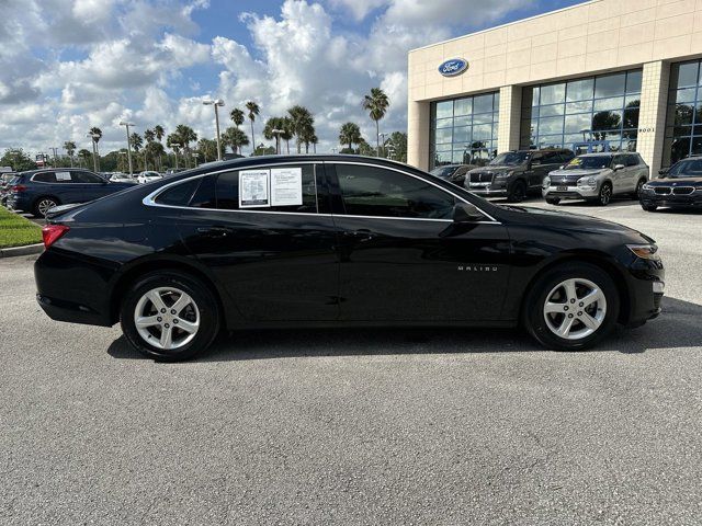 2022 Chevrolet Malibu LS