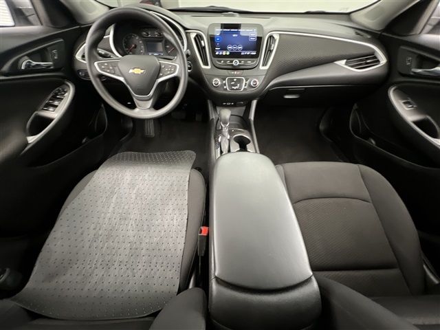 2022 Chevrolet Malibu LS