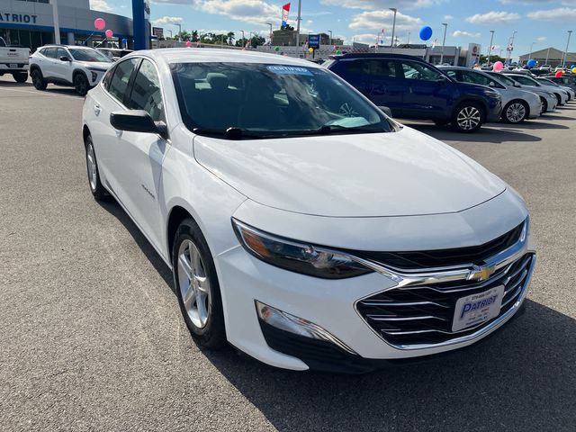2022 Chevrolet Malibu LS