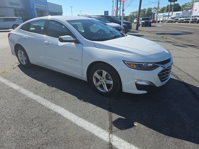 2022 Chevrolet Malibu LS