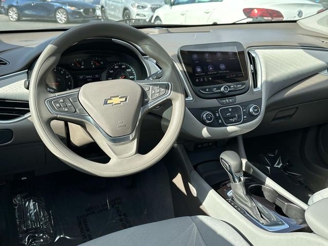 2022 Chevrolet Malibu LS