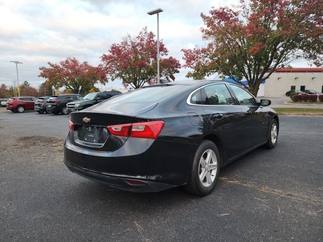 2022 Chevrolet Malibu LS