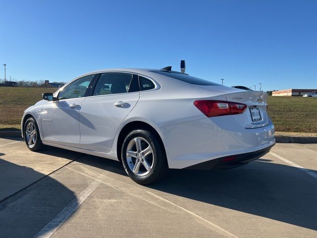 2022 Chevrolet Malibu LS