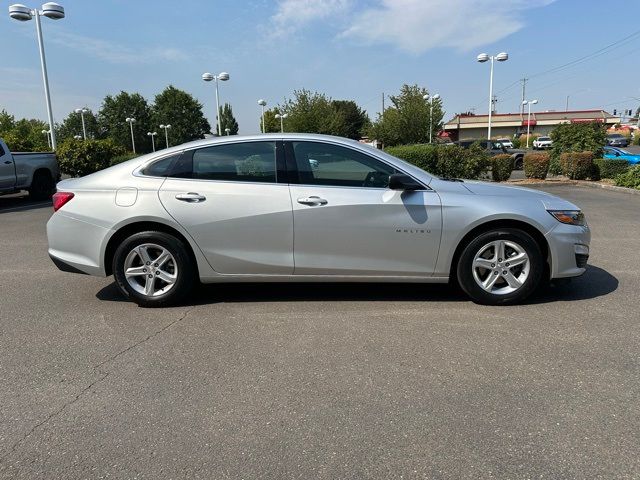 2022 Chevrolet Malibu LS