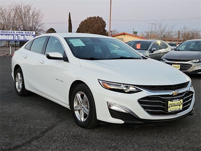 2022 Chevrolet Malibu LS