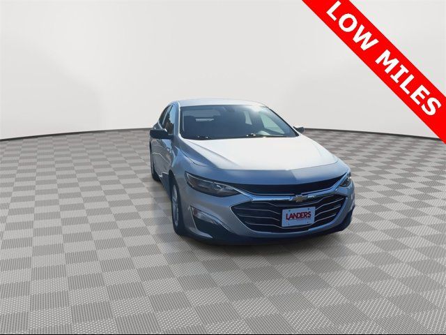 2022 Chevrolet Malibu LS