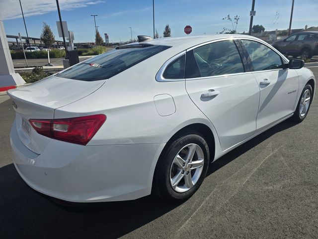 2022 Chevrolet Malibu LS