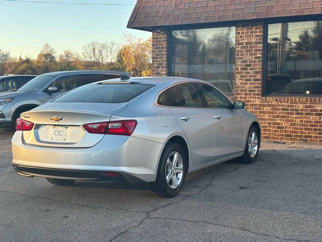 2022 Chevrolet Malibu LS