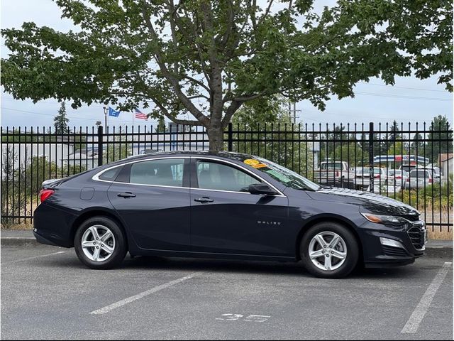 2022 Chevrolet Malibu LS