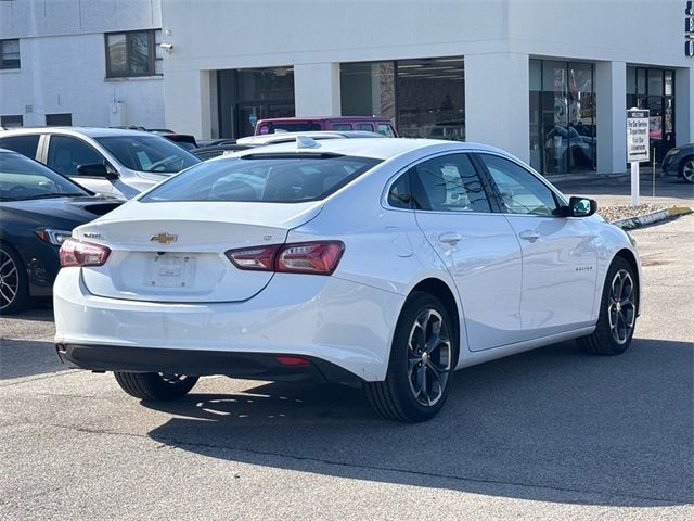 2022 Chevrolet Malibu LT